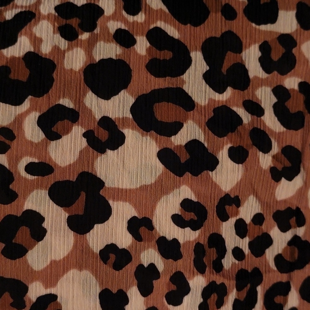 Women’s Leopard Wide Split Leg Pants Size: 2XL - Picture 4 of 4